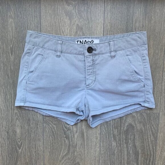 Aritzia Tna Shorts Cargo Khakis Light Gray Mid low rise Size 2 Y2K 2000s - Picture 7 of 15